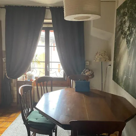 Magnifique Chambre Dans Grand Appartement Prangins
