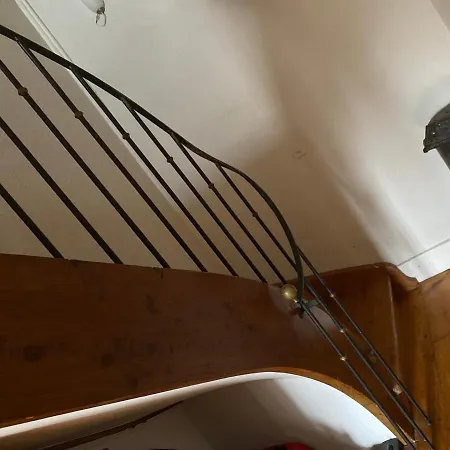 Magnifique Chambre Dans Grand Appartement Accommodatie bij particulieren Prangins